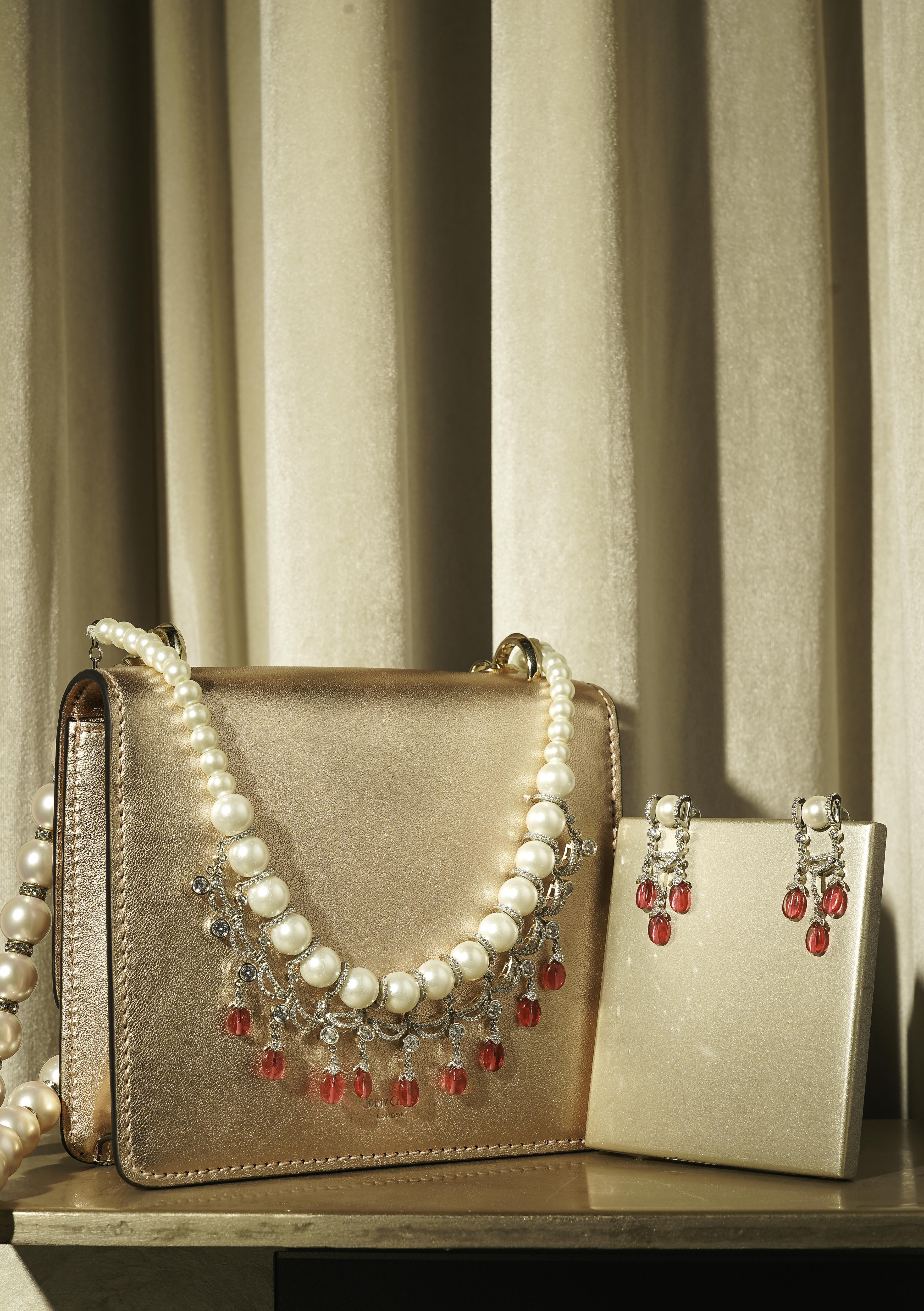 Rouge Riwaaz Necklace & Earrings Set - Anoree