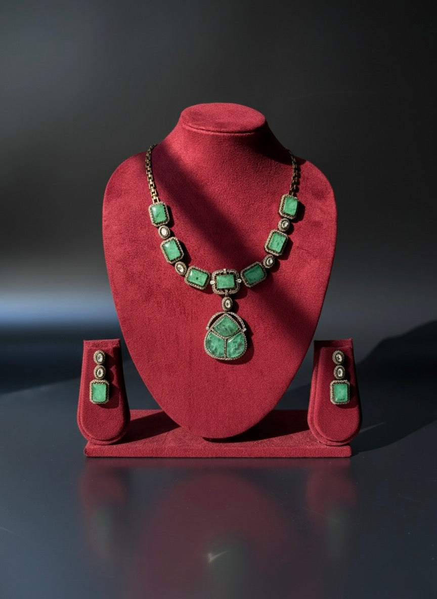 Heer Mahal Moissanite Necklace Set and Earrings