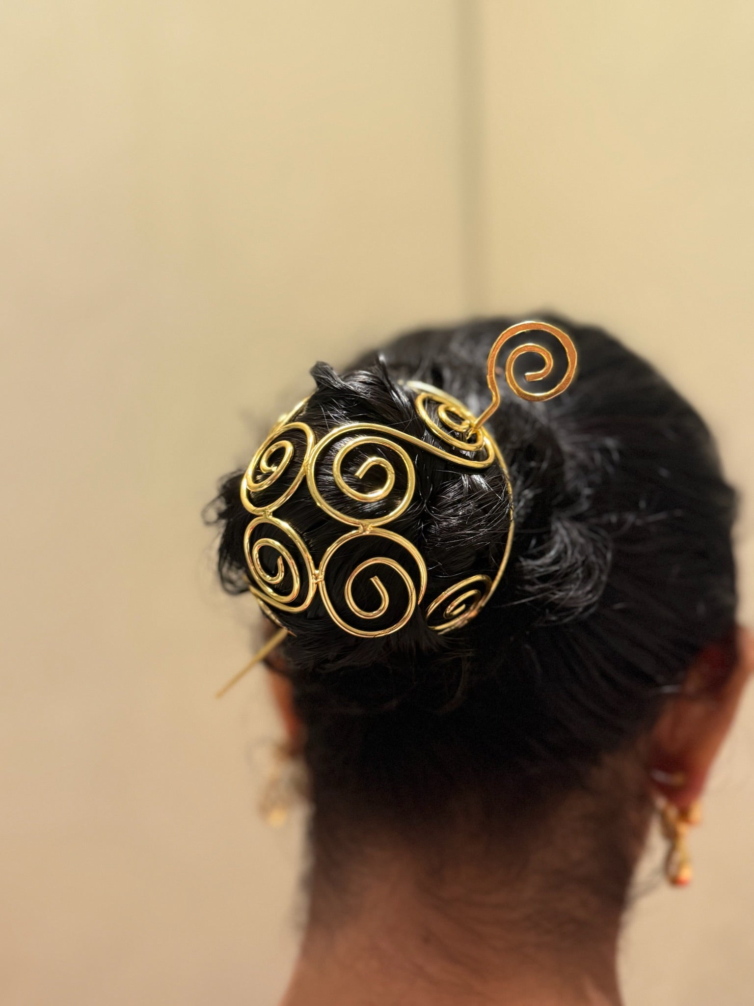 Chic Loop Bun Holder