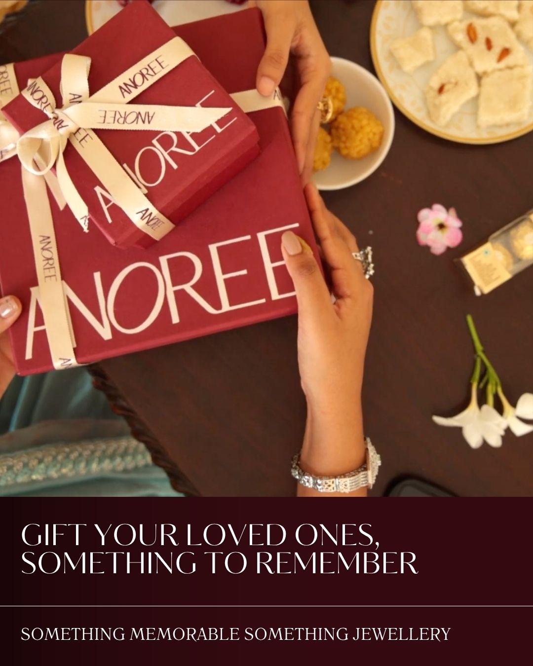 Elysian Vine Necklace & Earrings Set