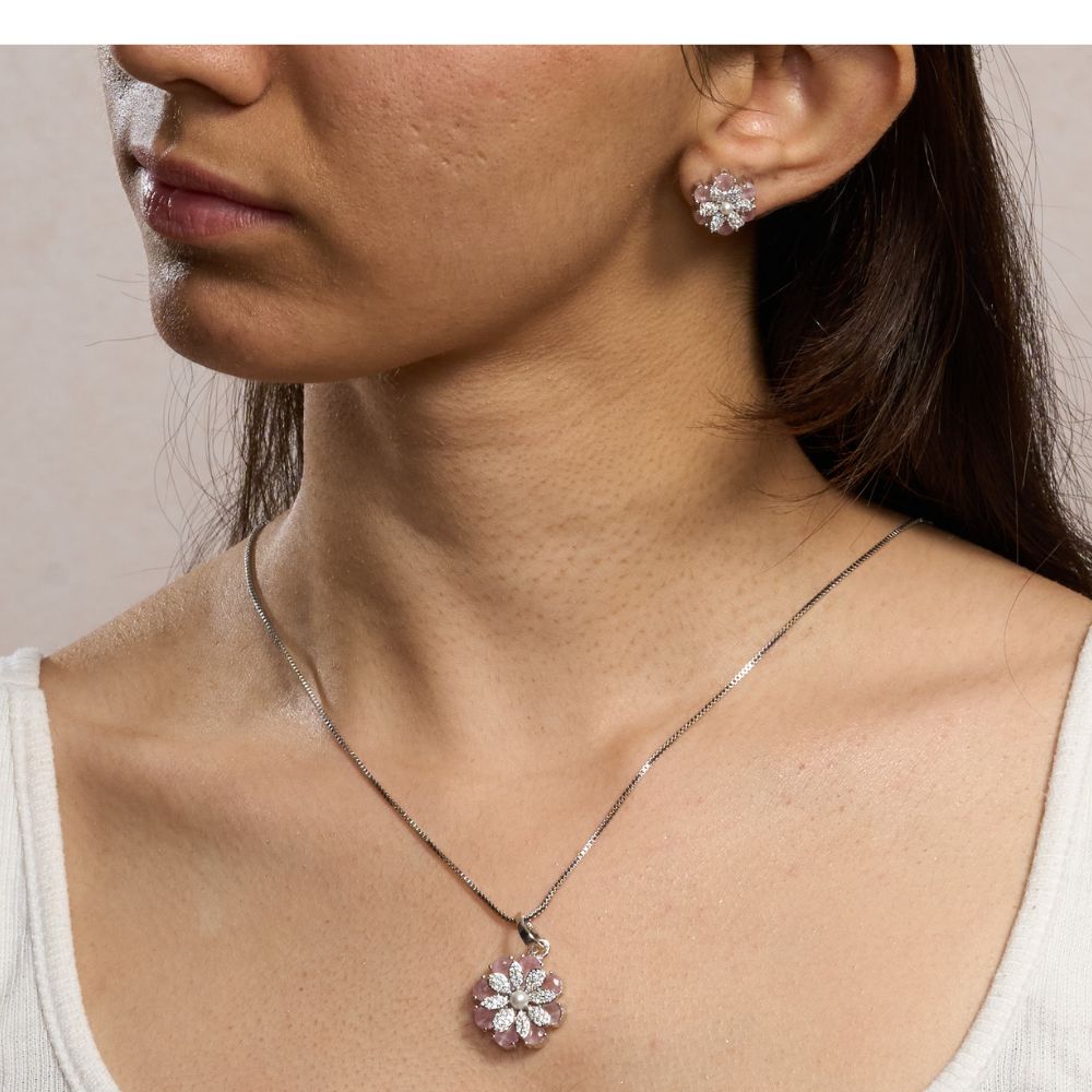 Blossom Beauty Flower Pendant Set