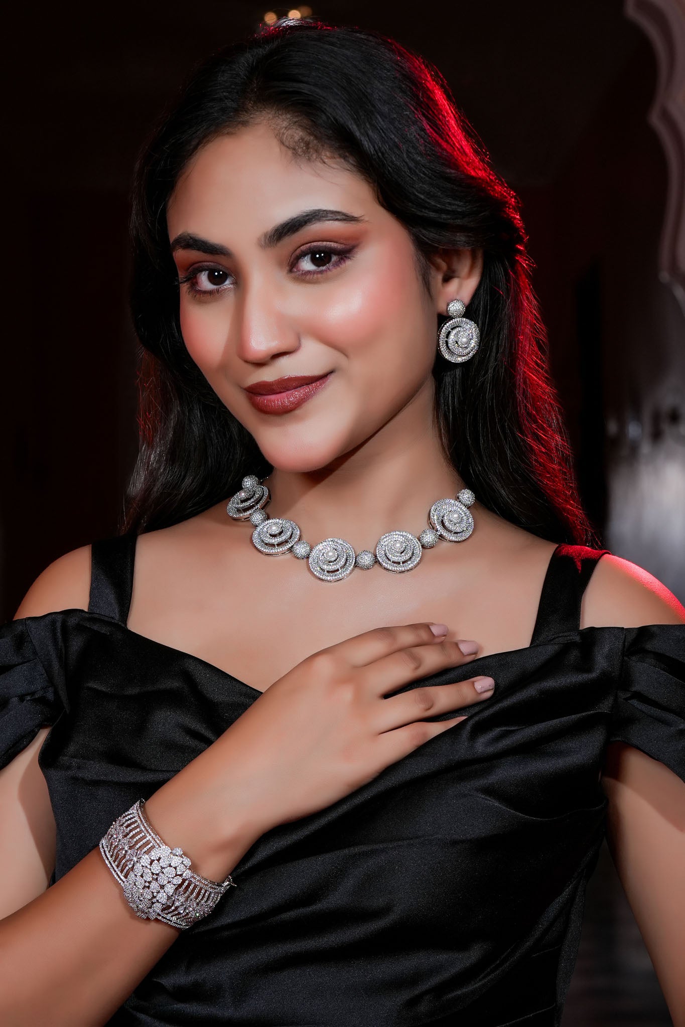 Swirl-e-Noor Pearl Necklace & Earring Set