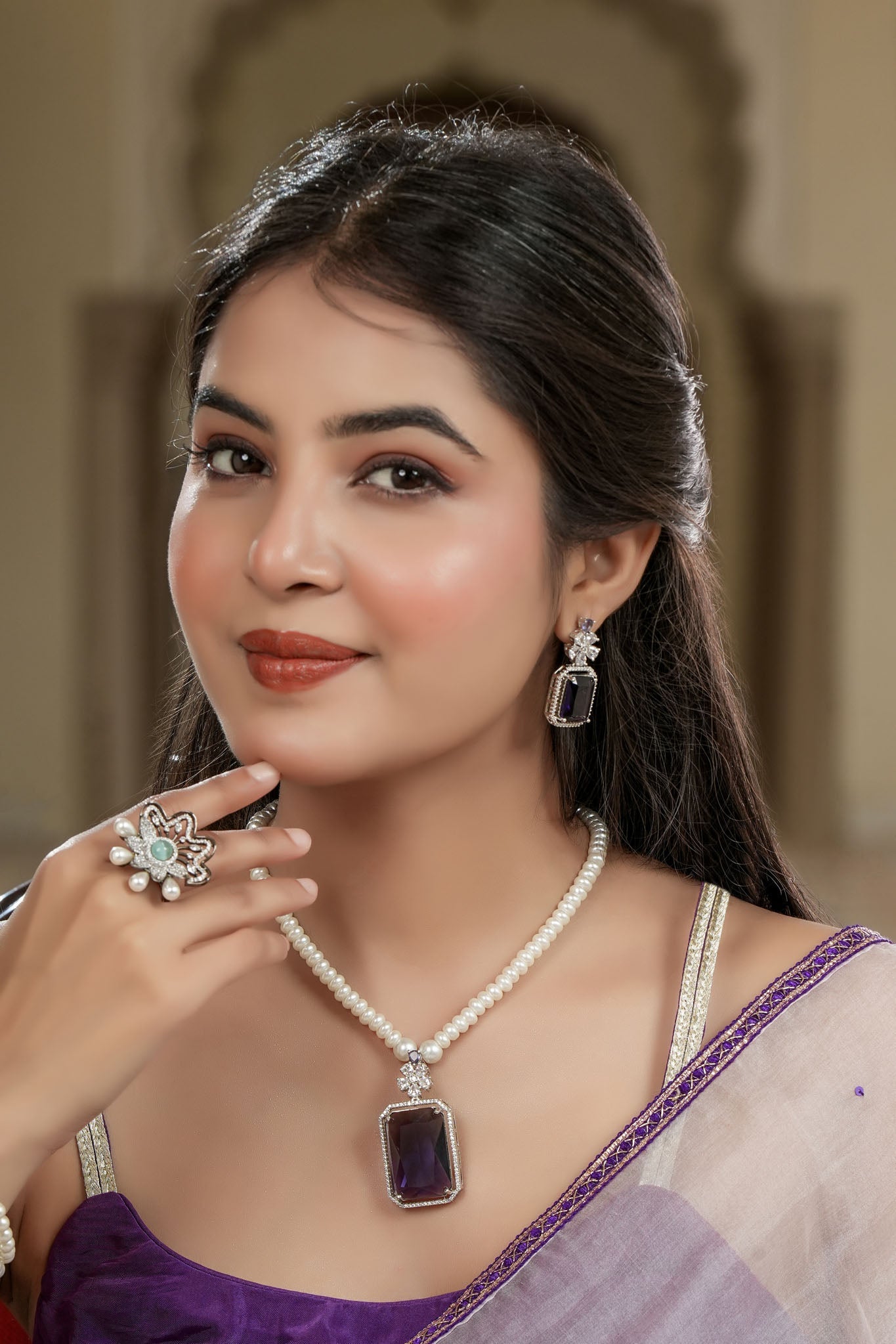 Princess Niloufer Pearl Necklace & Earring Set