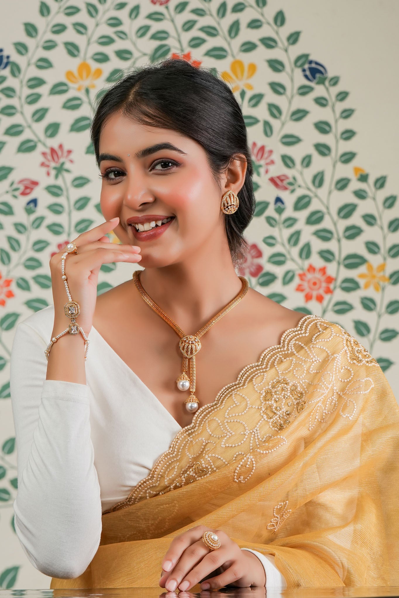 Paan-e-Moti Pearl Necklace + Earring Set