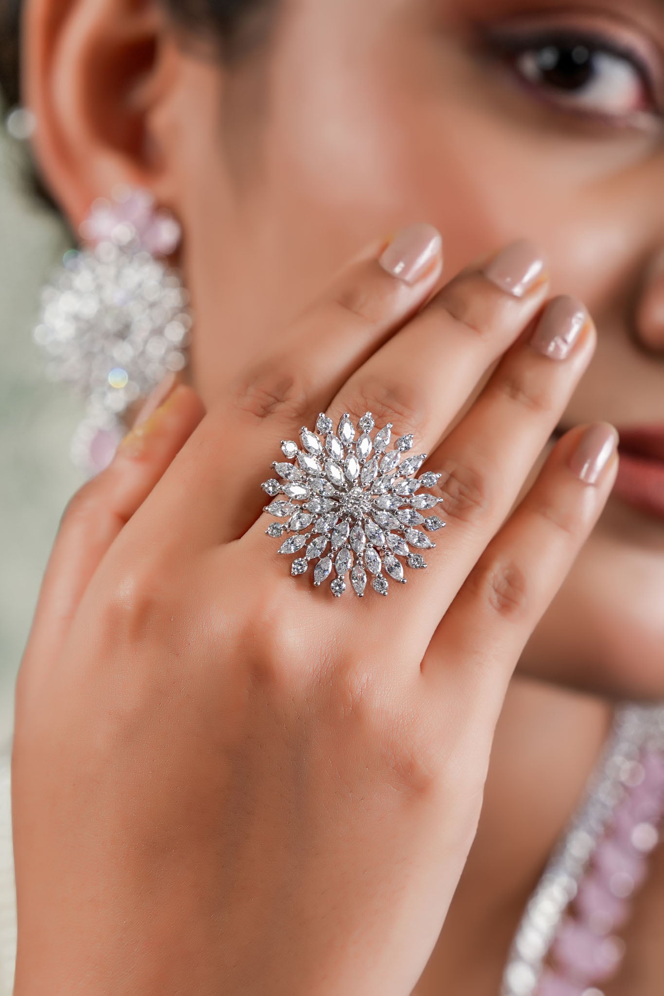 Radiant Burst Ring