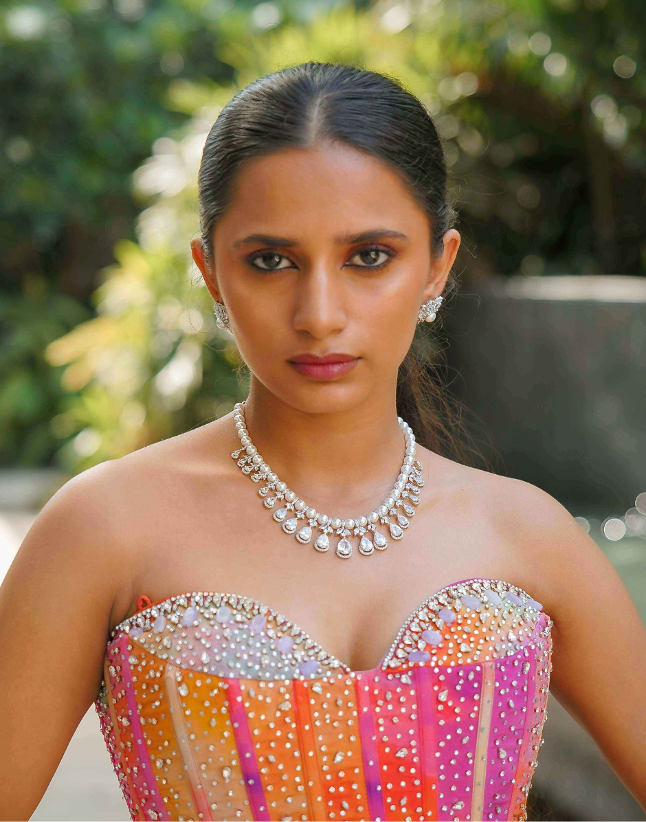 Noorika Pearl Necklace & Earrings Set