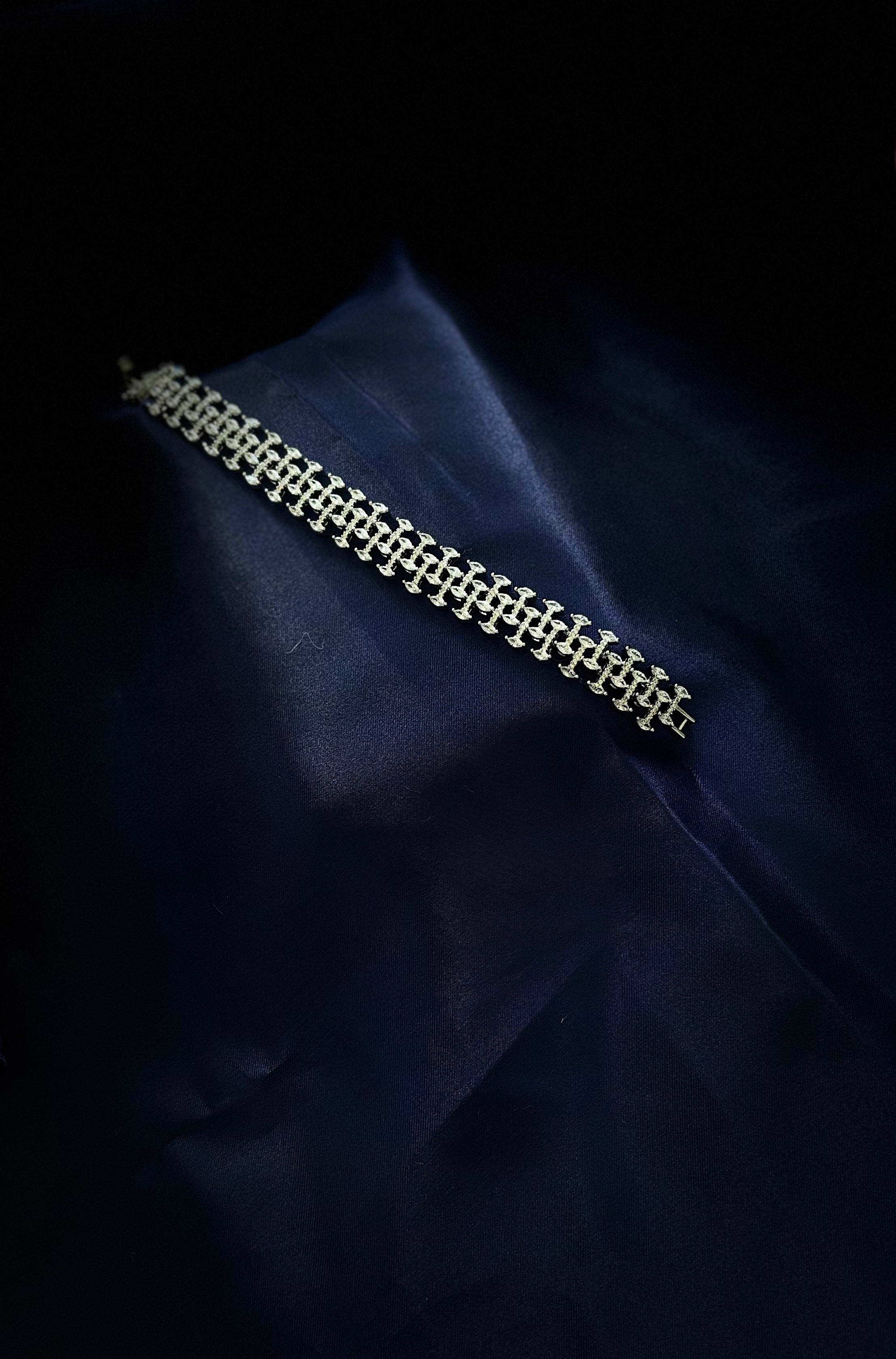 The Halo Line Tennis Bracelet