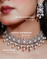 Illume Pearl Choker & Earring Set